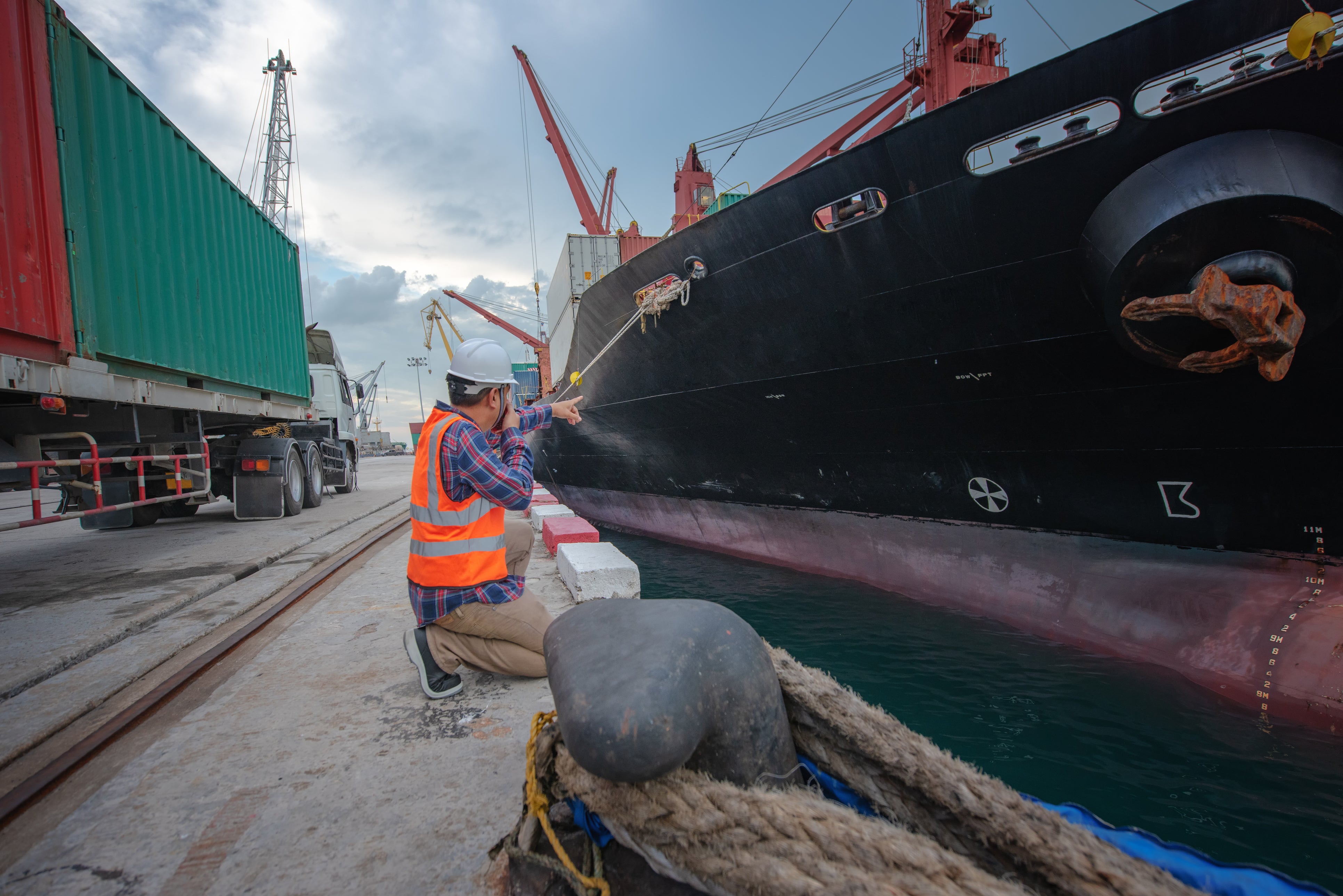 Container Crane Ropes Ravenox Ship Crane Ropes | Dock Crane Rope | USA Rope Services