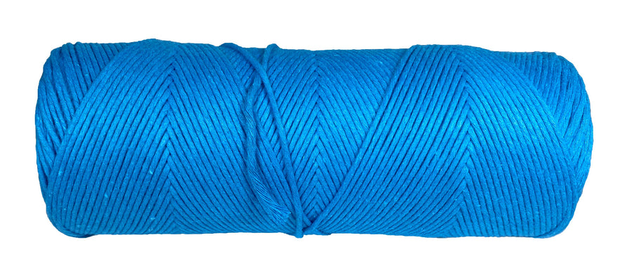 Bright spool of Ravenox Turquoise Cotton Whipping Twine, fusing aquatic vibrancy with firm rope protection. (8431823257837)